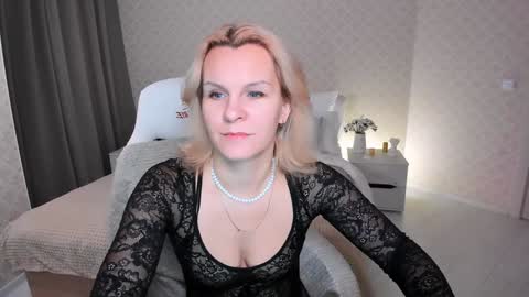 Louisa online show from 12/18/24, 08:09