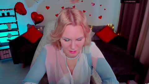 Louisa online show from 02/11/25, 08:05