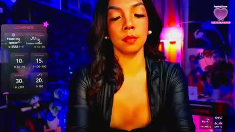 Snapshot of louisassy chatting on 07/03/26, 02:51 Louisa online show from 07/03/26, 02:51