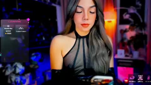 Snapshot of louisassy chatting on 07/09/26, 03:32 Louisa online show from 07/09/26, 03:32