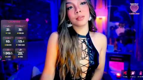 Snapshot of louisassy chatting on 07/24/26, 02:53 Louisa online show from 07/24/26, 02:53
