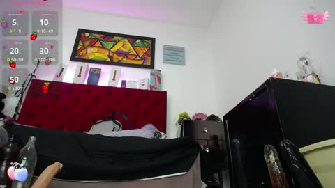  LouIse  online show from 09/23/25, 12:30