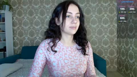 Snapshot of louise_phlox chatting on 10/09/25, 07:28 Louise online show from 10/09/25, 07:28