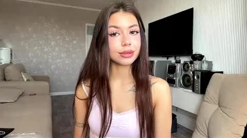 Flora online show from 03/26/26, 07:25