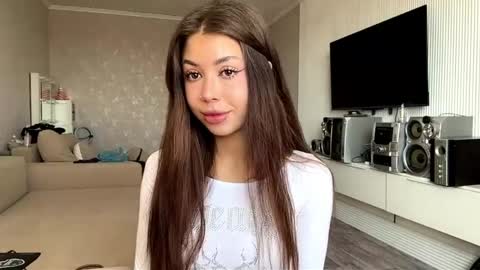 Flora online show from 04/11/26, 07:13