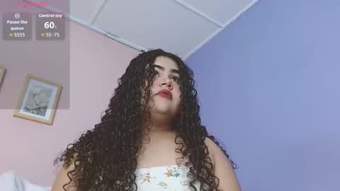 lourdes_moon22 online show from 10/11/25, 01:31