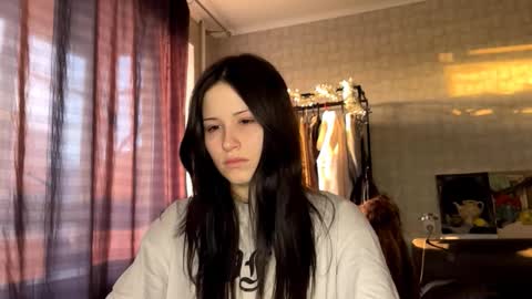 Elfie online show from 03/12/26, 04:13