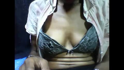 lovaelisa online show from 11/07/25, 03:28