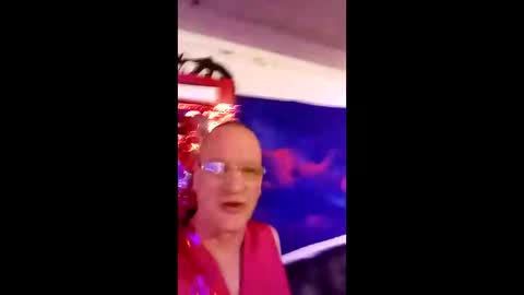 Snapshot of love2shareletsplay chatting on 03/01/26, 07:32 love2shareletsplay online show from 03/01/26, 07:32