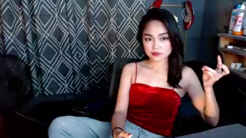 Snapshot of love_catherine chatting on 07/23/26, 05:27 cath online show from 07/23/26, 05:27