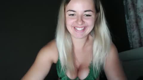 Megane online show from 10/25/25, 11:40