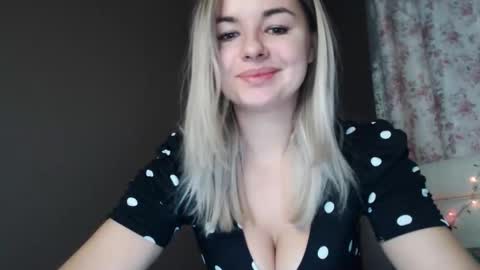 Megane online show from 12/17/25, 07:58