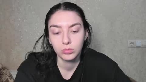 LINA online show from 04/18/26, 02:43