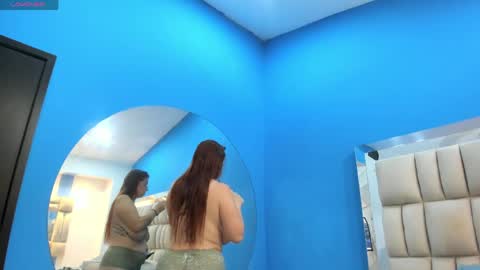 Snapshot of love_melany0 chatting on 04/24/26, 12:40 Melany online show from 04/24/26, 12:40