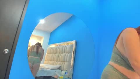 Snapshot of love_melany0 chatting on 05/07/26, 12:43 Melany online show from 05/07/26, 12:43