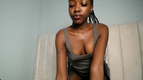 Miah online show from 11/20/25, 12:33