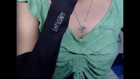 Riva online show from 10/25/25, 11:40