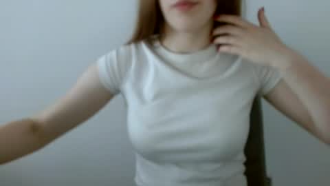 Snapshot of love_vivian chatting on 06/26/26, 11:14 Vivian online show from 06/26/26, 11:14