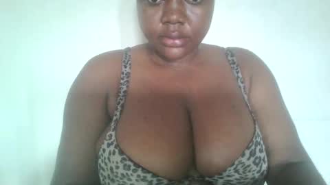 mila online show from 02/15/26, 08:13