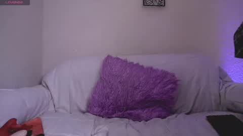 katalina   online show from 03/22/26, 04:27