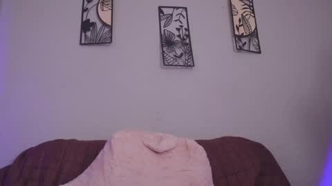 katalina   online show from 05/30/26, 03:25