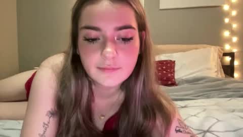 Olivia Rose online show from 12/14/25, 03:34