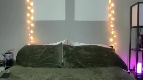 Olivia Rose online show from 02/06/26, 02:16