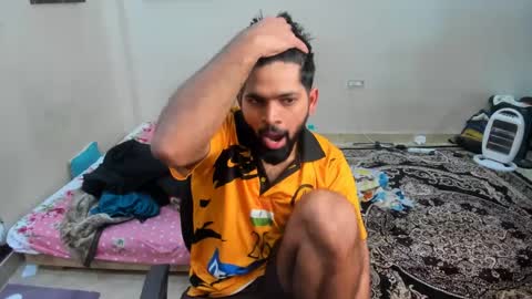 Snapshot of lovehairyindian chatting on 01/27/25, 10:38 Indian hairy online show from 01/27/25, 10:38