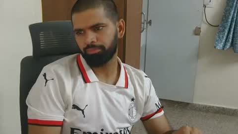 Snapshot of lovehairyindian chatting on 06/13/26, 03:37 Indian hairy online show from 06/13/26, 03:37