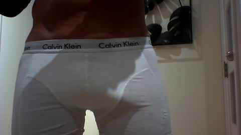 Snapshot of lovehairyone chatting on 01/13/25, 10:03 lovehairyone online show from 01/13/25, 10:03