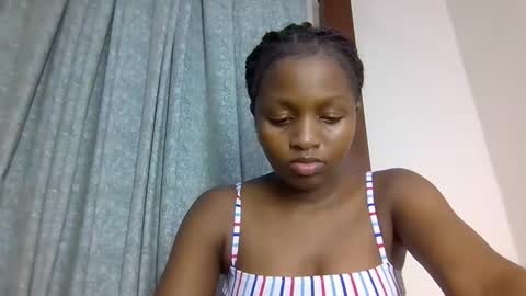 Snapshot of lovelbrownie chatting on 11/10/25, 06:18 lovelbrownie online show from 11/10/25, 06:18