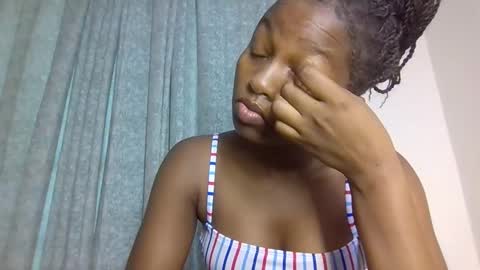 Snapshot of lovelbrownie chatting on 11/13/25, 08:35 lovelbrownie online show from 11/13/25, 08:35