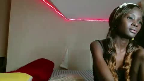 Snapshot of lovelent_shaz chatting on 02/21/26, 03:35 Shaz online show from 02/21/26, 03:35