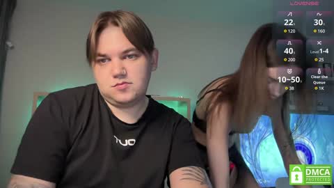 Snapshot of lovelly_mooncouple chatting on 02/05/25, 06:24 Mileena and Oliver online show from 02/05/25, 06:24