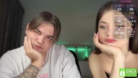 Snapshot of lovelly_mooncouple chatting on 02/16/25, 09:04 Mileena and Oliver online show from 02/16/25, 09:04