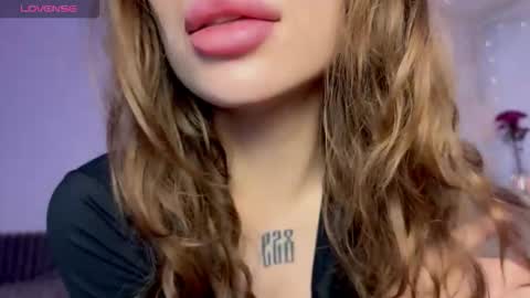 Elsa online show from 11/21/25, 06:01