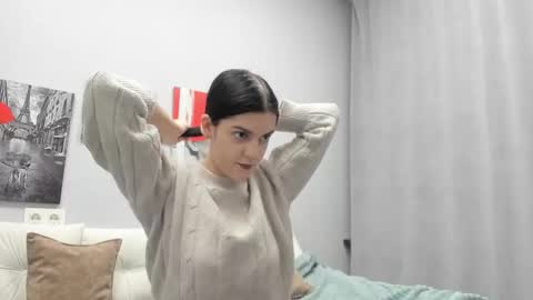 lovely__audrey online show from 12/02/25, 08:08