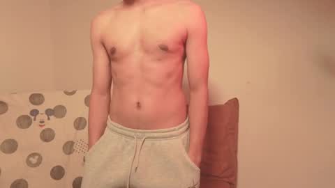 Snapshot of lovely__person chatting on 02/17/25, 08:47 Lovely Person online show from 02/17/25, 08:47