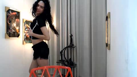 alwina online show from 05/13/26, 08:01