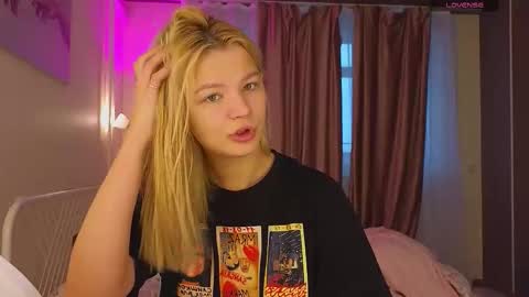 Jenny online show from 03/24/26, 04:50