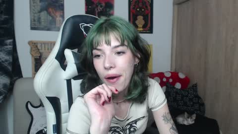 Cassie online show from 01/06/25, 02:37