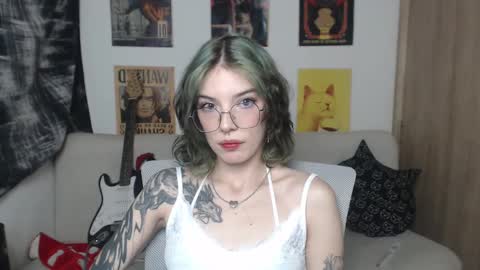 Cassie online show from 02/13/25, 04:54