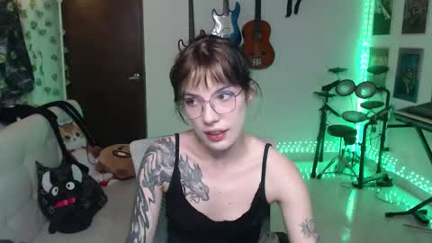 Cassie online show from 10/29/25, 11:39