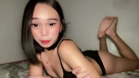 lovely_cittie18 online show from 11/21/25, 01:10