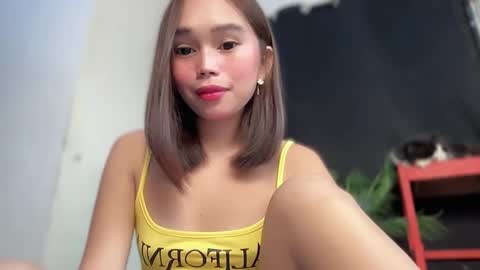 lovely_cittie18 online show from 02/10/26, 02:37