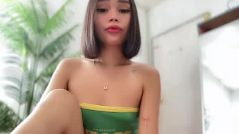 Snapshot of lovely_cittie18 chatting on 06/13/26, 04:54 lovely_cittie18 online show from 06/13/26, 04:54