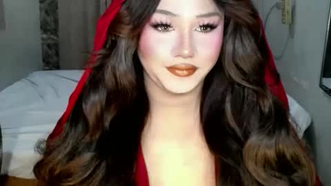 lovely_coleen online show from 12/16/25, 02:49