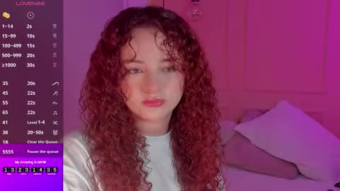 Emma online show from 11/08/25, 01:44