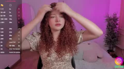 Snapshot of lovely_emma18 chatting on 04/30/26, 02:12 Emma online show from 04/30/26, 02:12