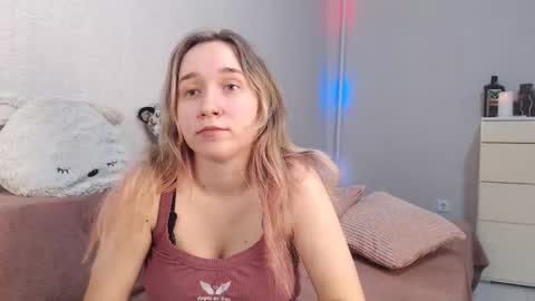 Lovely Hayley online show from 11/15/25, 09:43